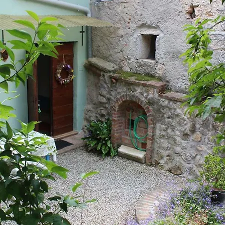 別荘 La Rocchetta *